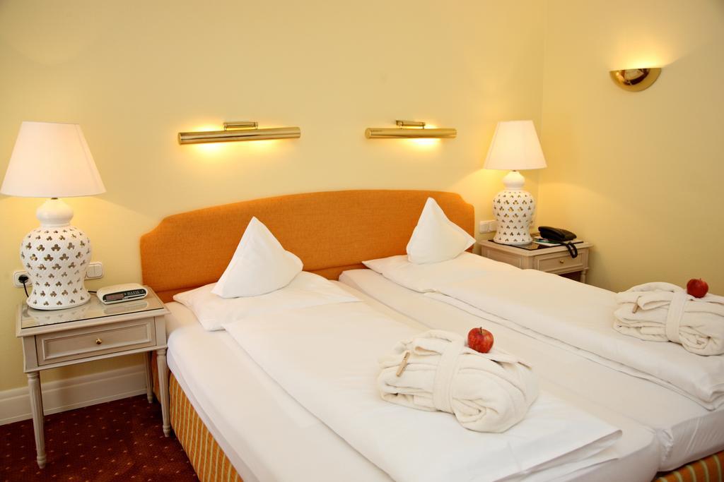 Wunsch Hotel Muerz - Natural Health & Spa Hotel Bad Füssing Δωμάτιο φωτογραφία